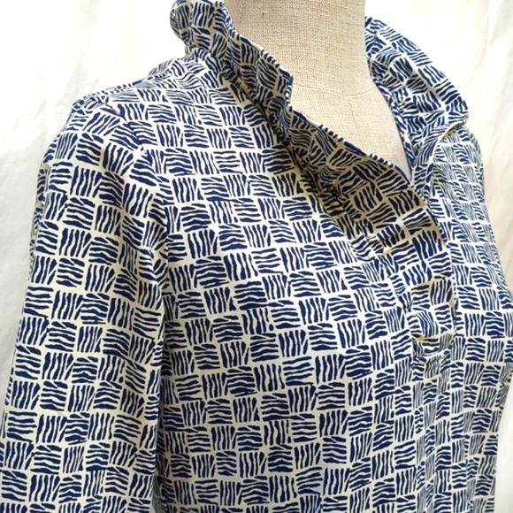 J. McLaughlin "Durham" Catalina Cloth Ruffled Top Size Small - Picture 3 of 8